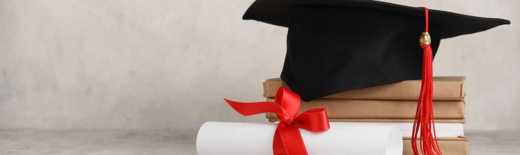 Advanced Hypnotherapy Practitioner Training: illustration of a mortar board and rolled diploma